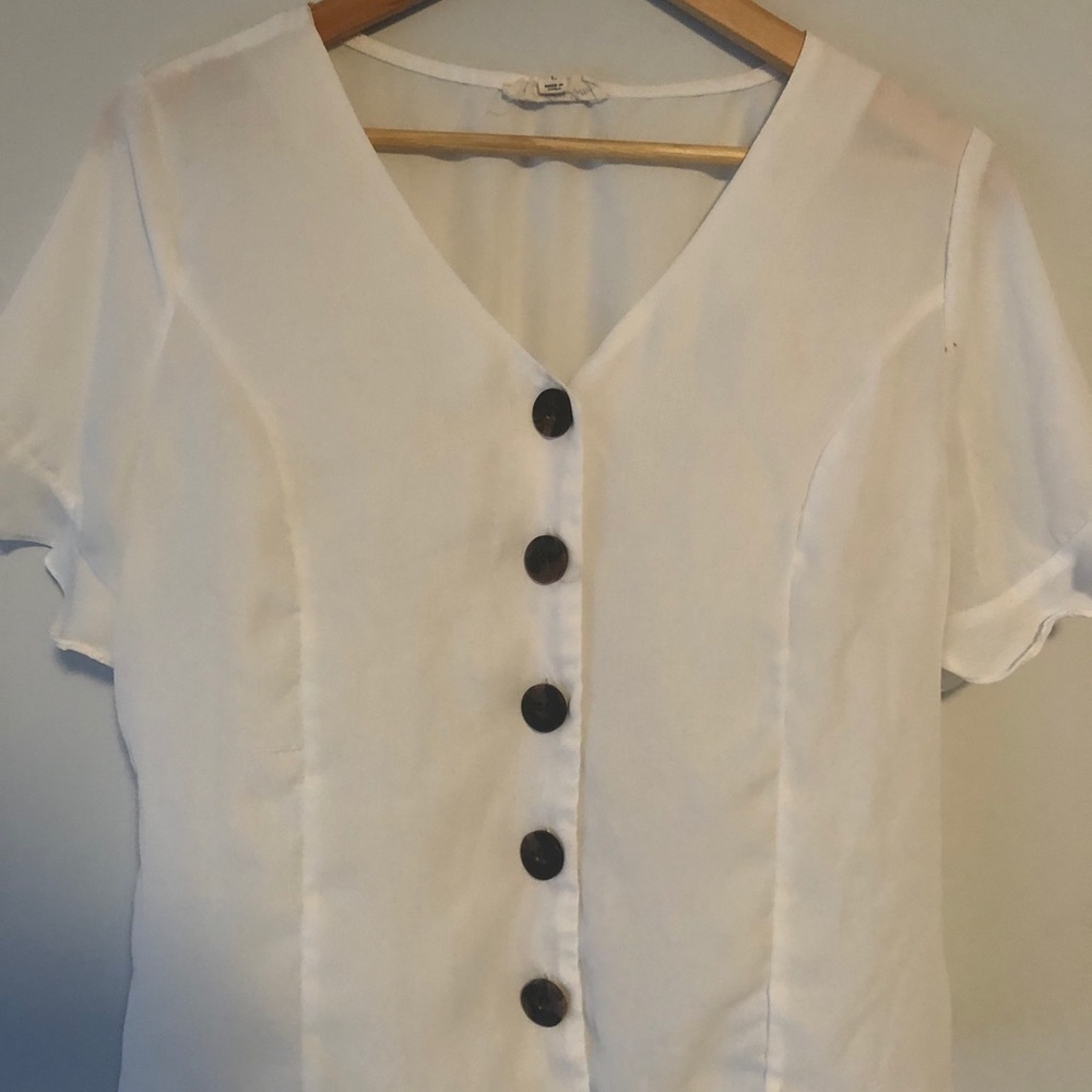 🕊Button Up Blouse🕊